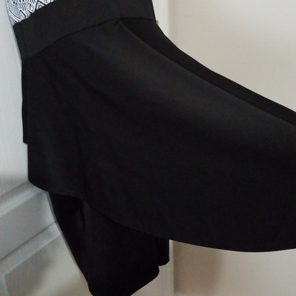 Dress - Picture 3 of 7